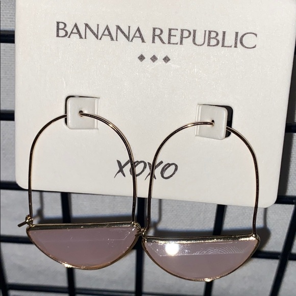 Banana Republic swing earrings. - Picture 7 of 8